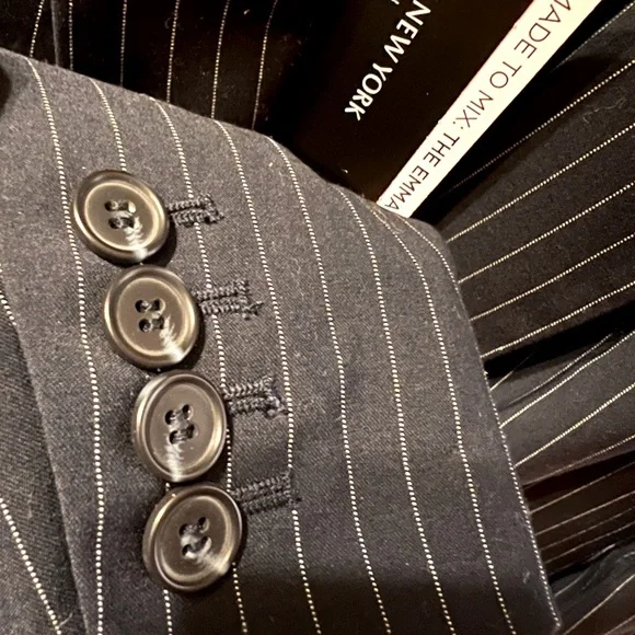 Jones New York navy pin-striped blazer - Picture 3 of 3